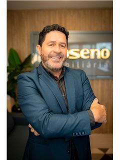 Broker/Owner - Renatto Roseno - RE/MAX ARVOREDO