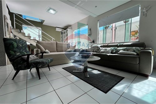 Venda-Casa-Rua Padre Agostinho Rombaldi , 48  - proximo a beira mar  - Centro , Navegantes , Santa Catarina , 88370182-590091043-60