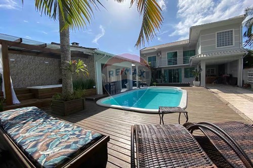 Venda-Casa-Rua João Maria Rosa , 100  - Centro , Biguaçu , Santa Catarina , 88160-346-590471002-4