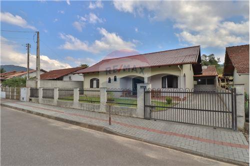 Venda-Casa-Rua Tangará , 66  - Das Nações , Timbó , Santa Catarina , 89120000-590211002-25