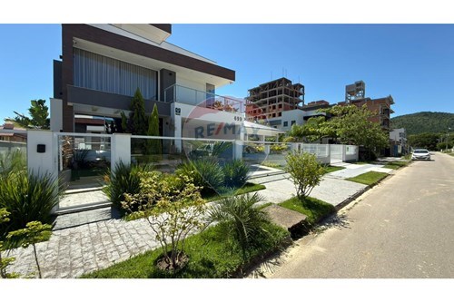 Venda-Casa-Rua das seringueiras , 699  - Praia de Palmas , Governador Celso Ramos , Santa Catarina , 88190000-590131030-7