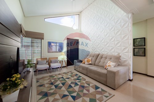 Venda-Casa-Rua Santos Guglielmi , 91  - Próximo ao SESC  - Mina Brasil , Criciúma , Santa Catarina , 88811231-590311026-53