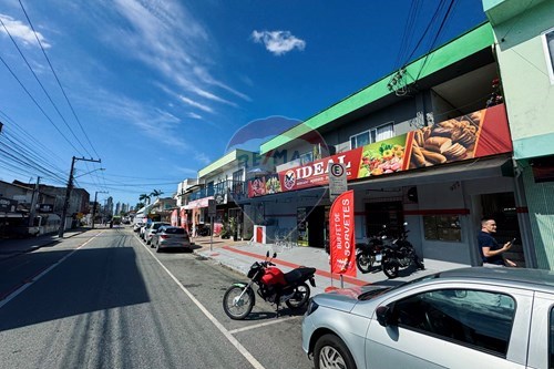 Venda-Casa Comercial-Rua Biguaçu , 971  - Bairro dos Municípios , Balneário Camboriú , Santa Catarina , 88337450-590231080-59