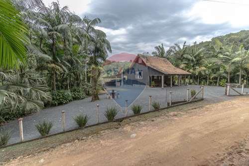 For Sale-Farm-POMERANOS DOLORATA , Rio dos Cedros , Santa Catarina , 89121000-590211007-64