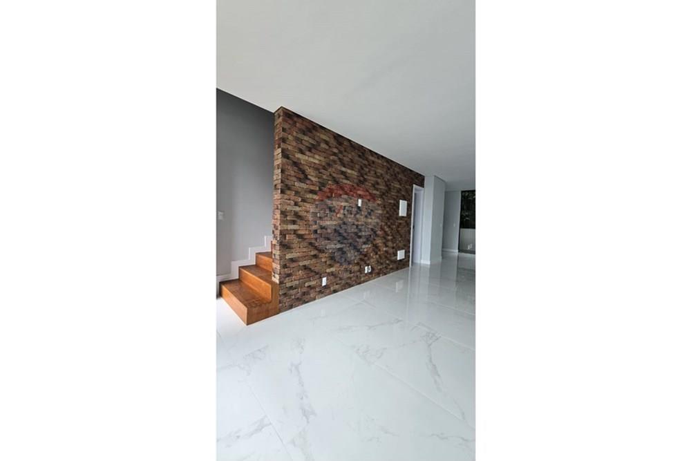 Sobrado - Venda - São José , Santa Catarina - WhatsApp Image 2025-08-26 at 14.54.12.jpeg - 590471023-4