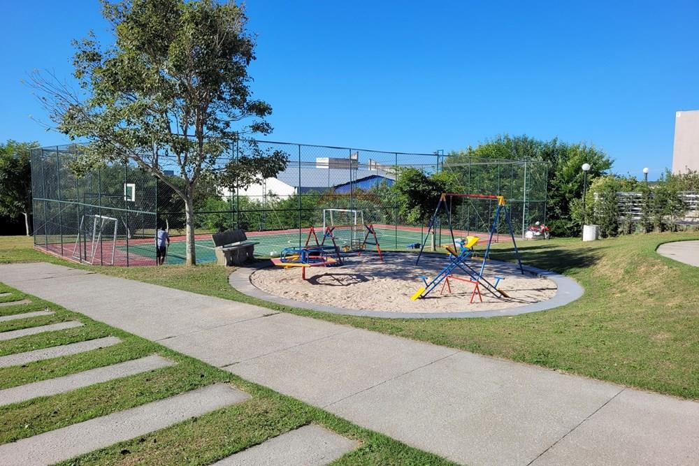 Casa de Condomínio - Venda - Florianópolis , Santa Catarina - 17 - Parquinho e Quadra (1).jpg - 590441012-50