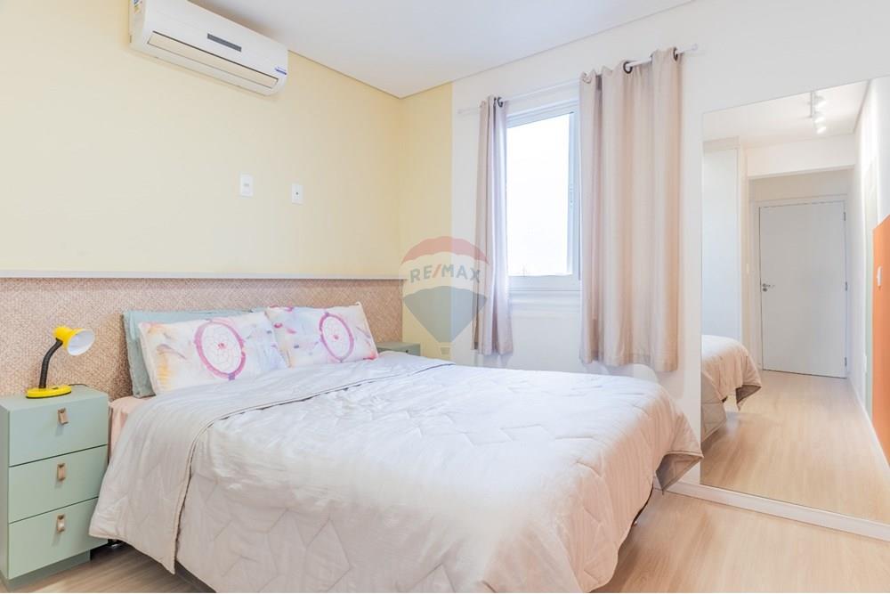 Apartamento à venda com 2 quartos, 79m² - Foto 9