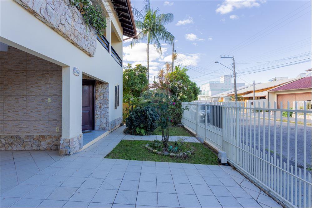 Casa - Venda - Florianópolis , Santa Catarina - 32 - 590101003-45