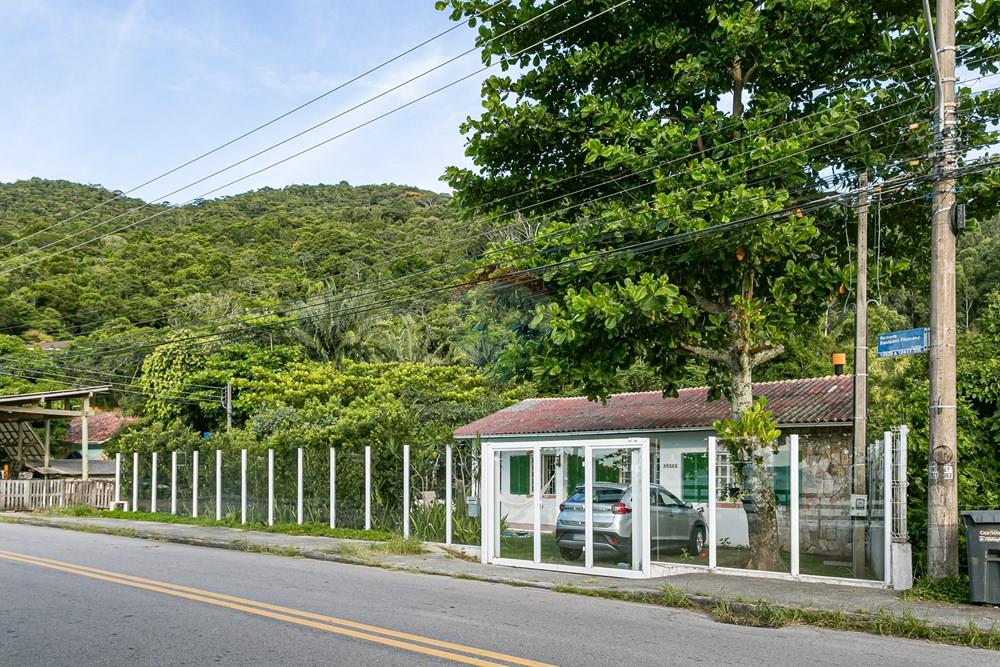 Casa - Venda - Florianópolis , Santa Catarina - FACHADA(1).jpg - Fachada - 590101046-1