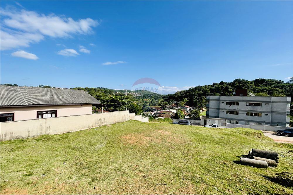 Lote/Terreno de 299m² no bairro Testo Salto, em Blumenau | Eu Corretor