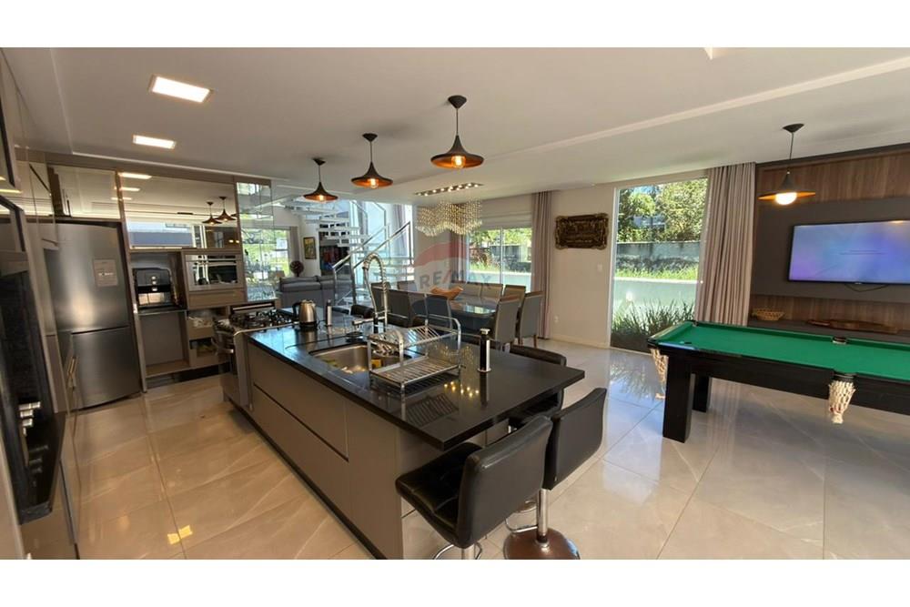 Casa - Venda - Governador Celso Ramos , Santa Catarina - WhatsApp Image 2026-02-11 at 11.24.26 (1).jpeg - 590131030-7