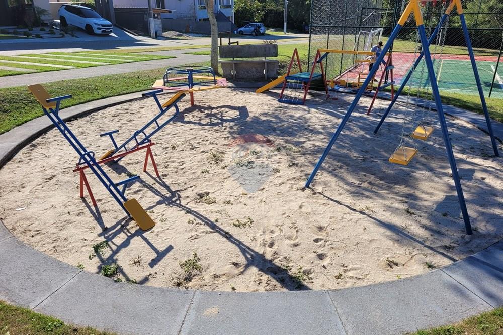 Casa de Condomínio - Venda - Florianópolis , Santa Catarina - 17 - Parquinho e Quadra (2).jpg - 590441012-50