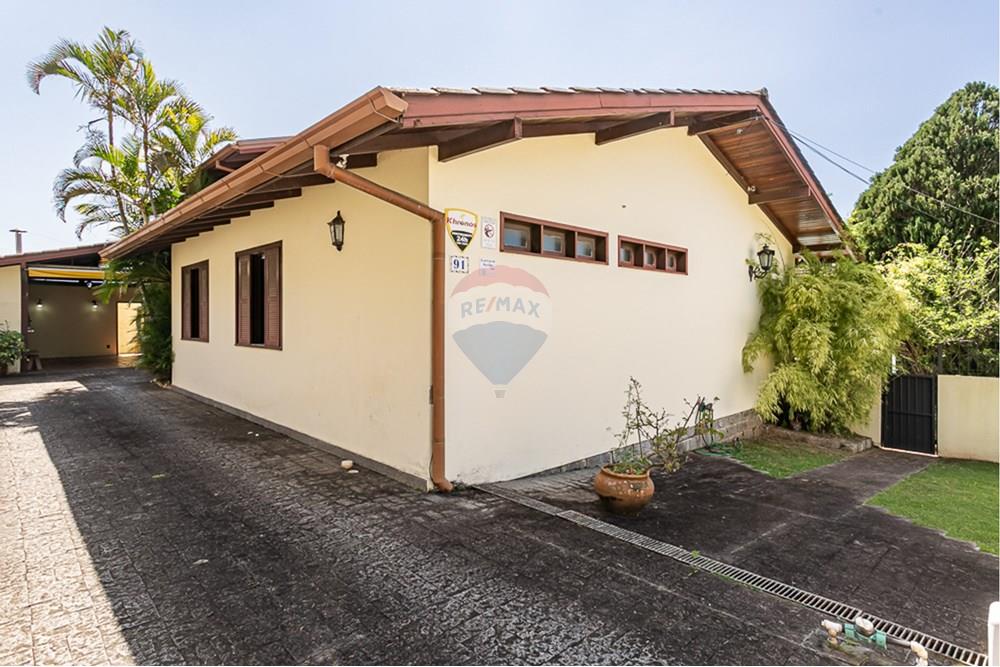 Casa - Venda - Florianópolis , Santa Catarina - edited phn7G8A5358-HDR.jpg - Garagem - 590101044-1
