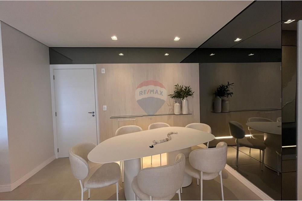 Apartamento à venda com 3 quartos, 99m² - Foto 17