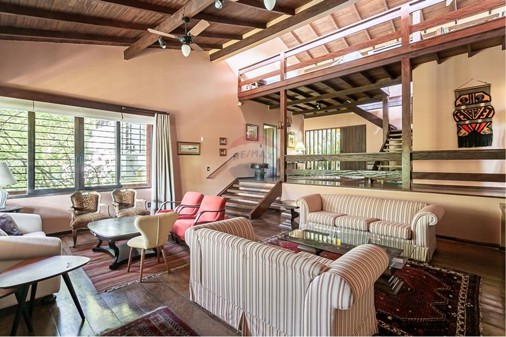 Casa - Venda - Florianópolis , Santa Catarina - edited phn7G8A5325-HDR.jpg - Sala - 590101044-1