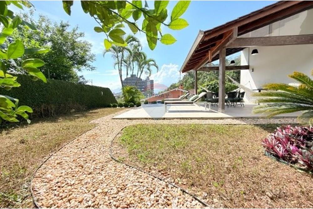 Casa - Venda - Joinville , Santa Catarina - b72e4554-bedc-45f0-be62-785f7c3c8df8.jpeg - 590501001-142