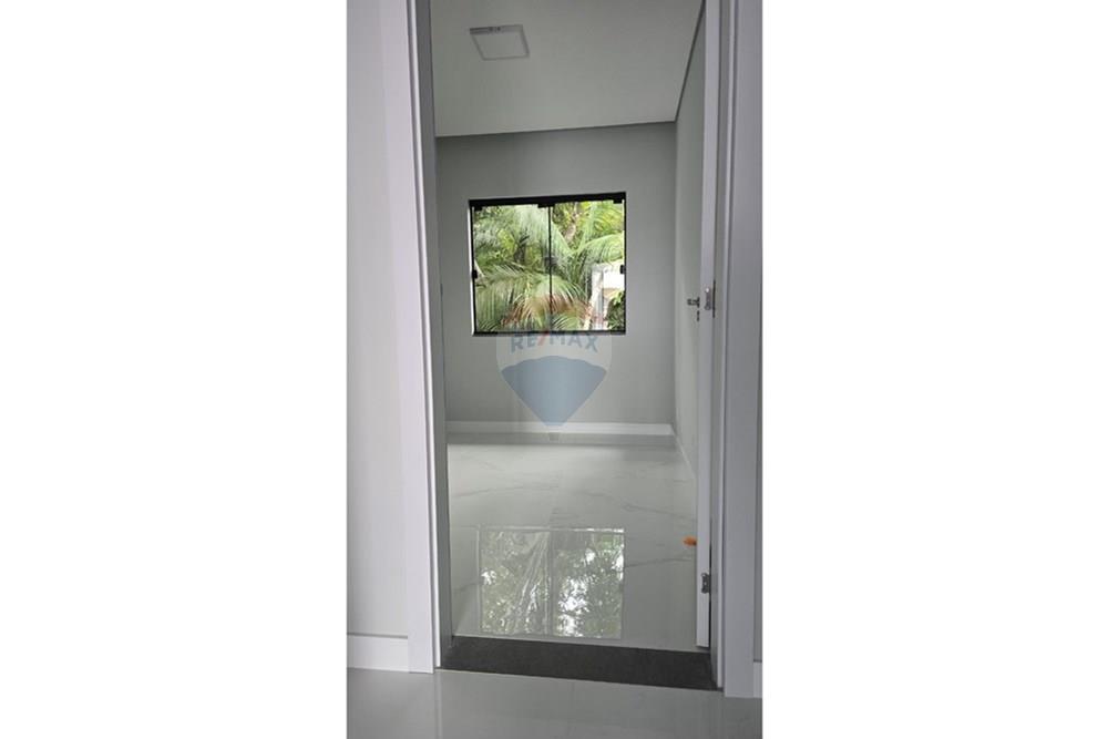 Sobrado - Venda - São José , Santa Catarina - WhatsApp Image 2025-08-26 at 14.54.10 (3).jpeg - 590471023-4