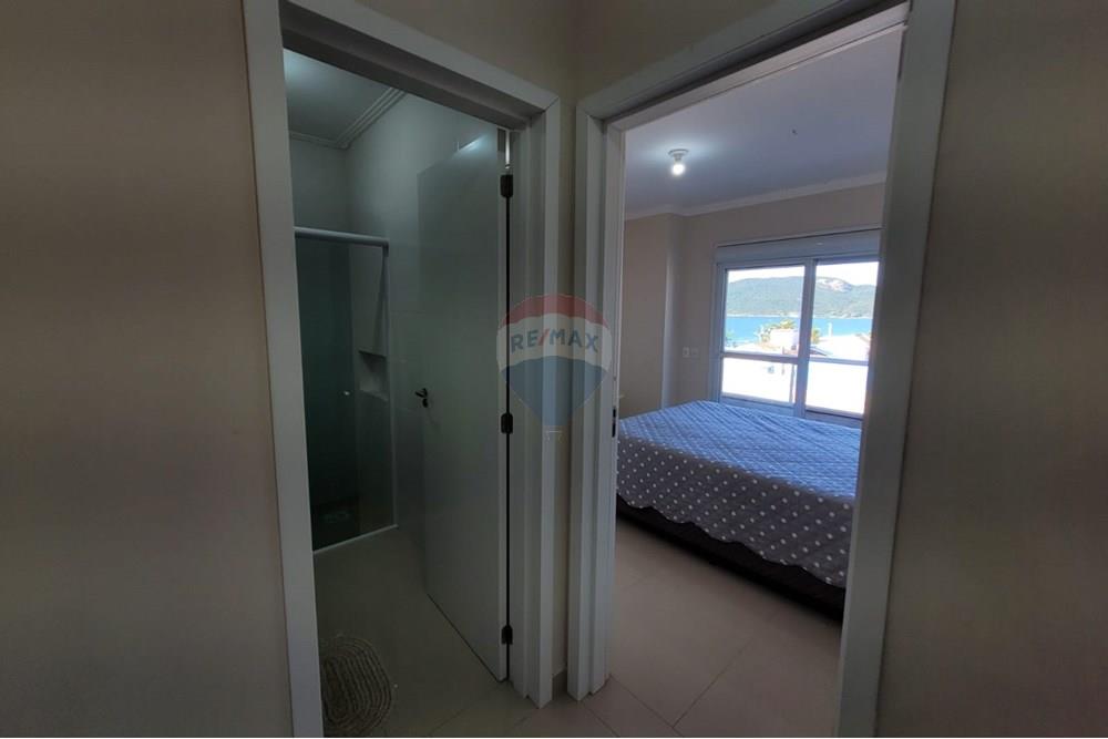 Cobertura - Alugar - Florianópolis , Santa Catarina - banheiro e quarto.jpg - 590511002-57