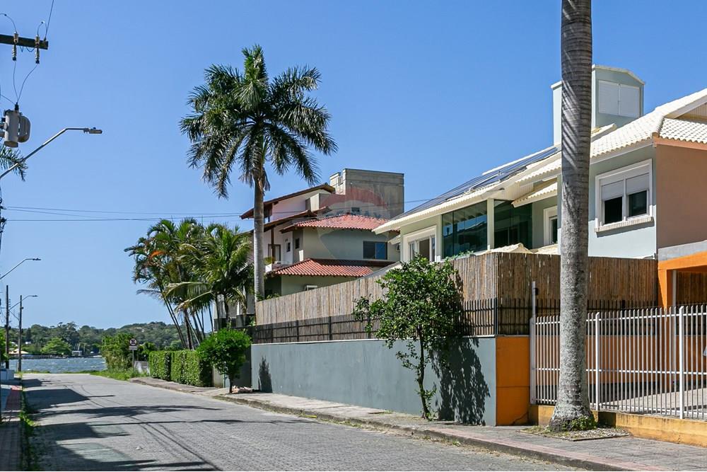 Casa - Venda - Florianópolis , Santa Catarina - web7G8A0558.jpg - Fachada - 590101030-23