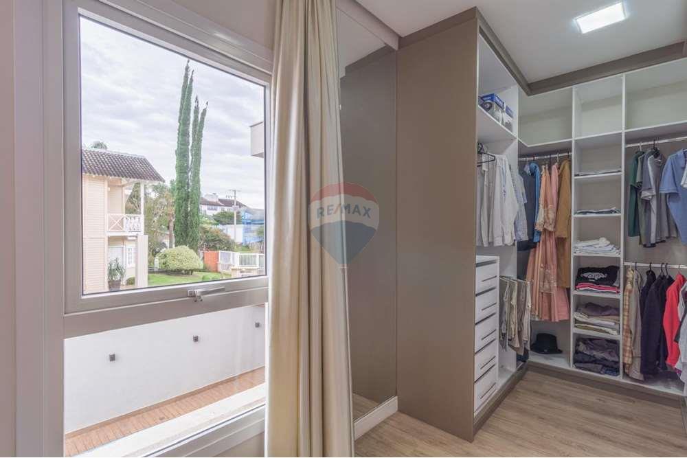 Casa à venda com 3 quartos, 360m² - Foto 11