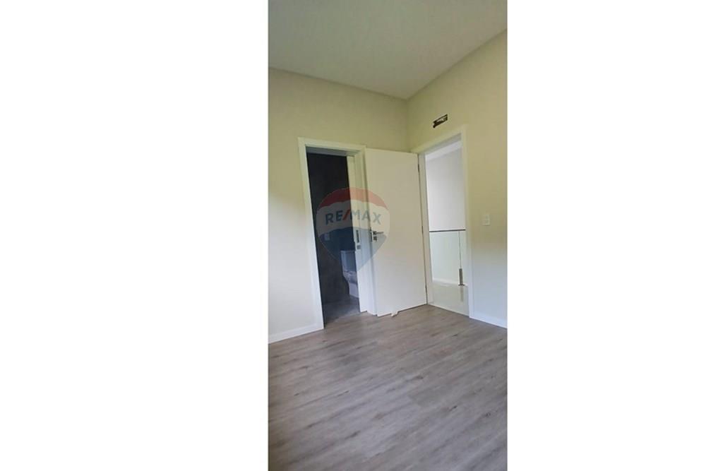 Casa - Venda - Jaraguá do Sul , Santa Catarina - WhatsApp Image 2025-05-14 at 11.18.08 (2).jpeg - 590451029-4