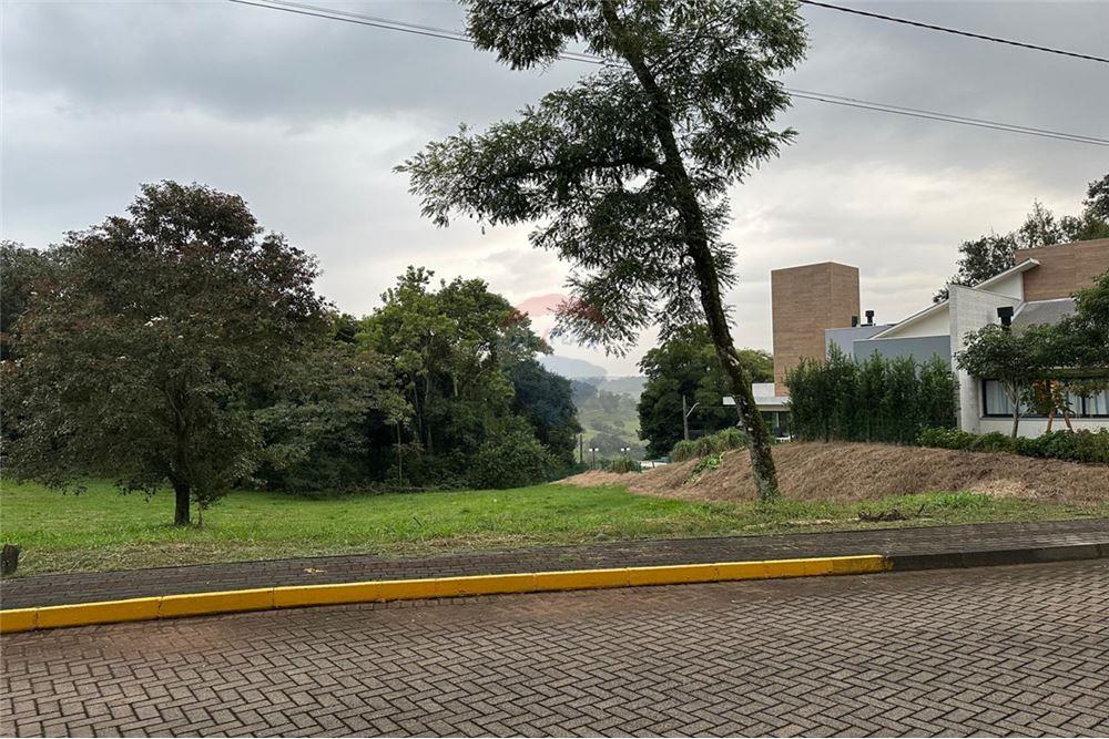 Terreno à venda, 1202m² - Foto 1