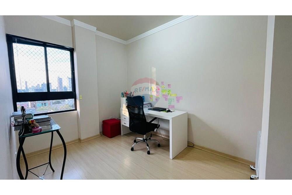 Apartamento à venda com 3 quartos, 93m² - Foto 4