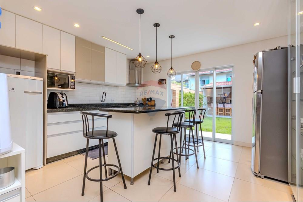 Sobrado - Venda - Camboriú , Santa Catarina - img-33.jpg - 590531047-1