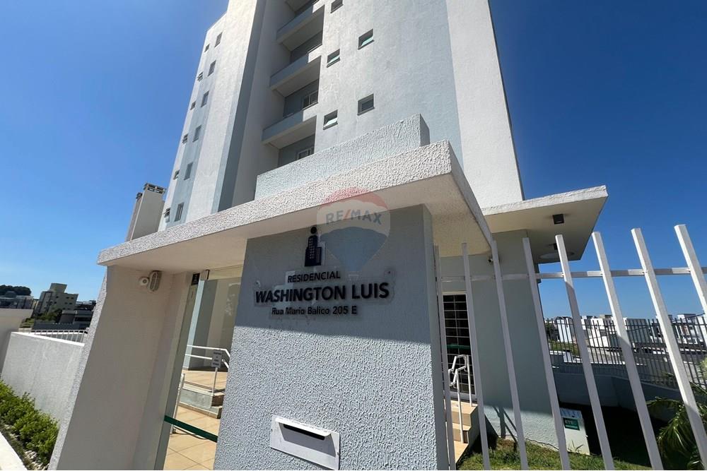 Apartamento à venda com 2 quartos, 66m² - Foto 2