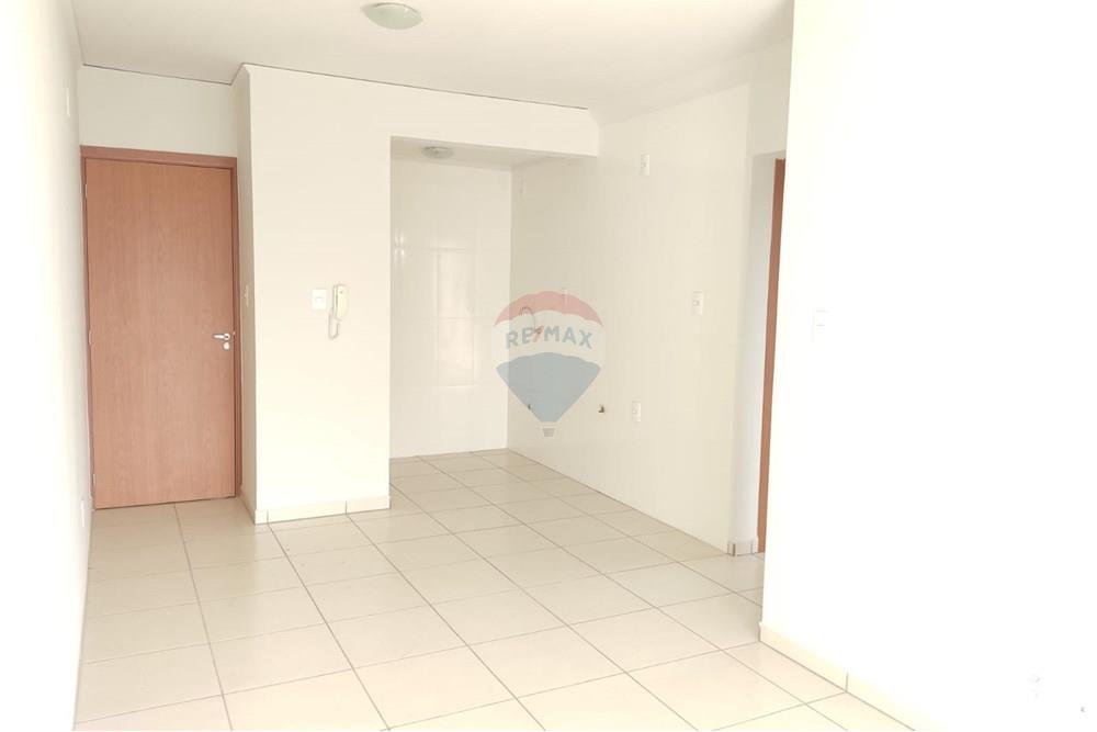 Apartamento à venda com 2 quartos, 47m² - Foto 1