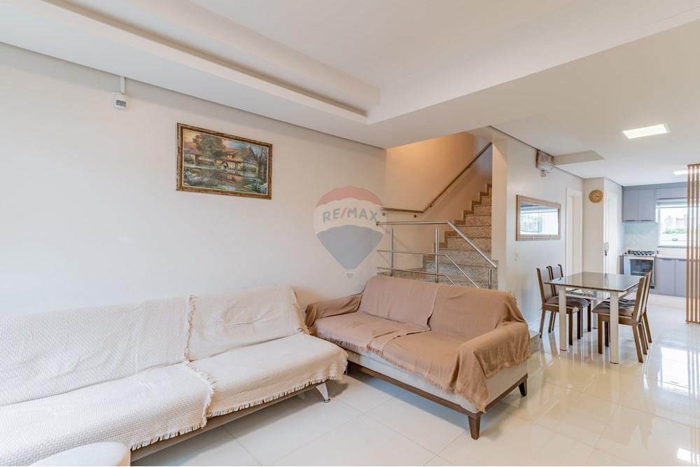Sobrado à venda com 3 quartos, 121m² - Foto 2