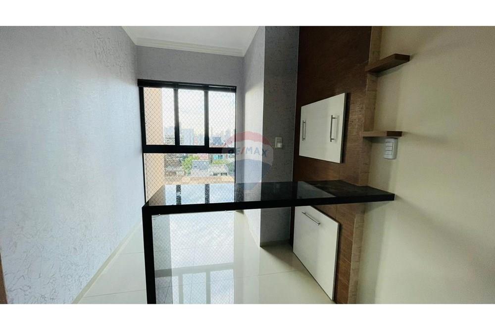 Apartamento à venda com 3 quartos, 93m² - Foto 11