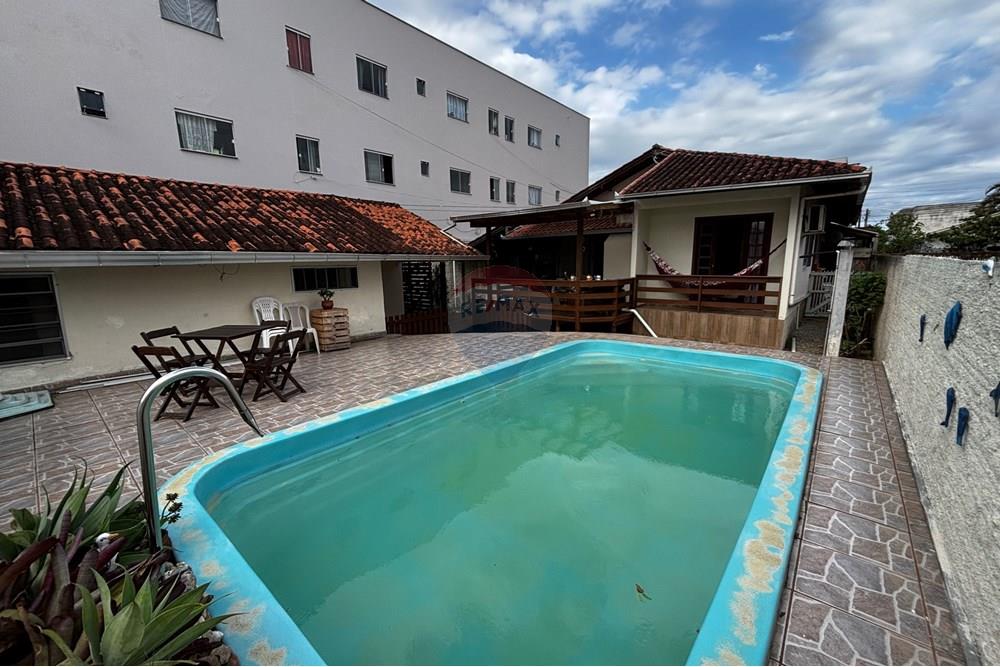 Casa - Venda - Florianópolis , Santa Catarina - Piscina outro ângulo.JPG - 590511002-52