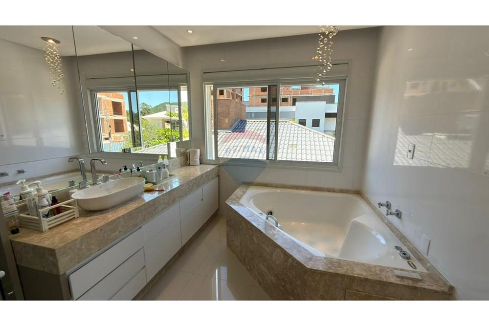 Casa - Venda - Governador Celso Ramos , Santa Catarina - WhatsApp Image 2026-02-11 at 11.24.34 (2).jpeg - 590131030-7