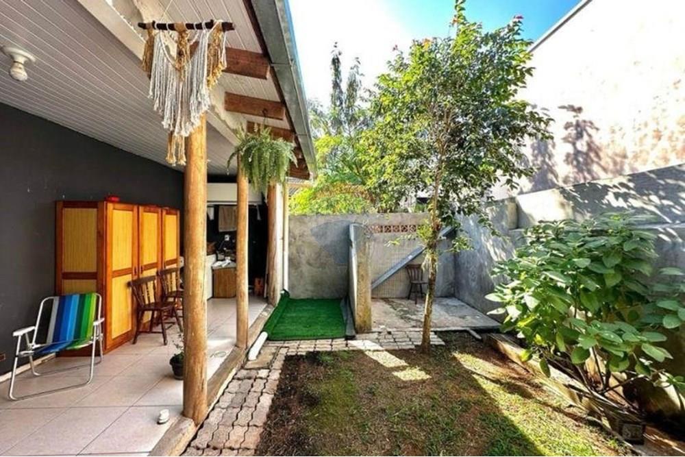 Casa à venda com 2 quartos, 68m² - Foto 5