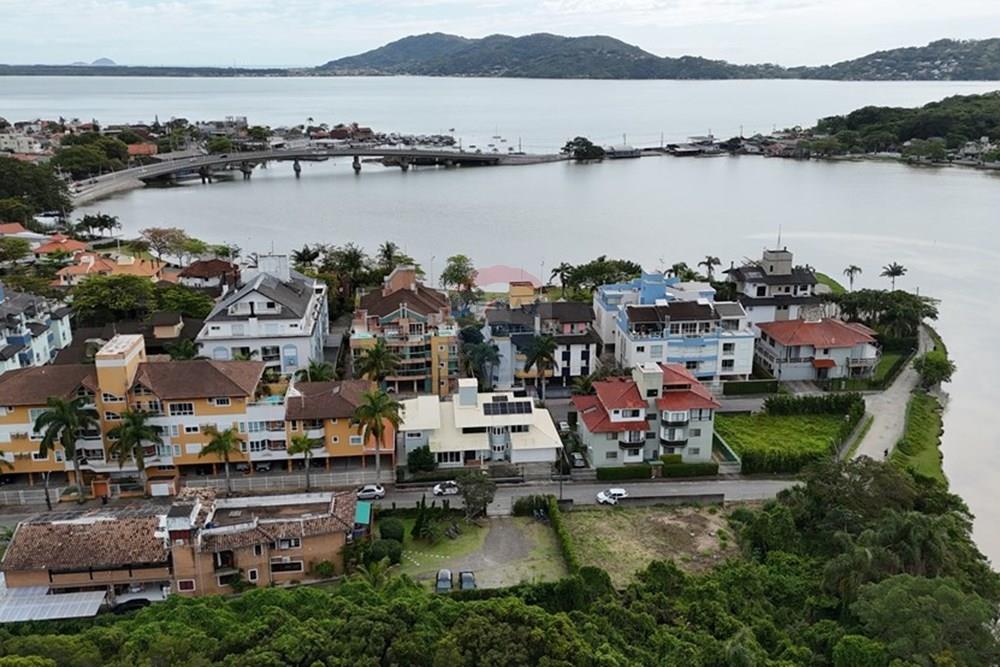 Casa - Venda - Florianópolis , Santa Catarina - DJI_20251112080623_0015_D.JPG - 590101030-23