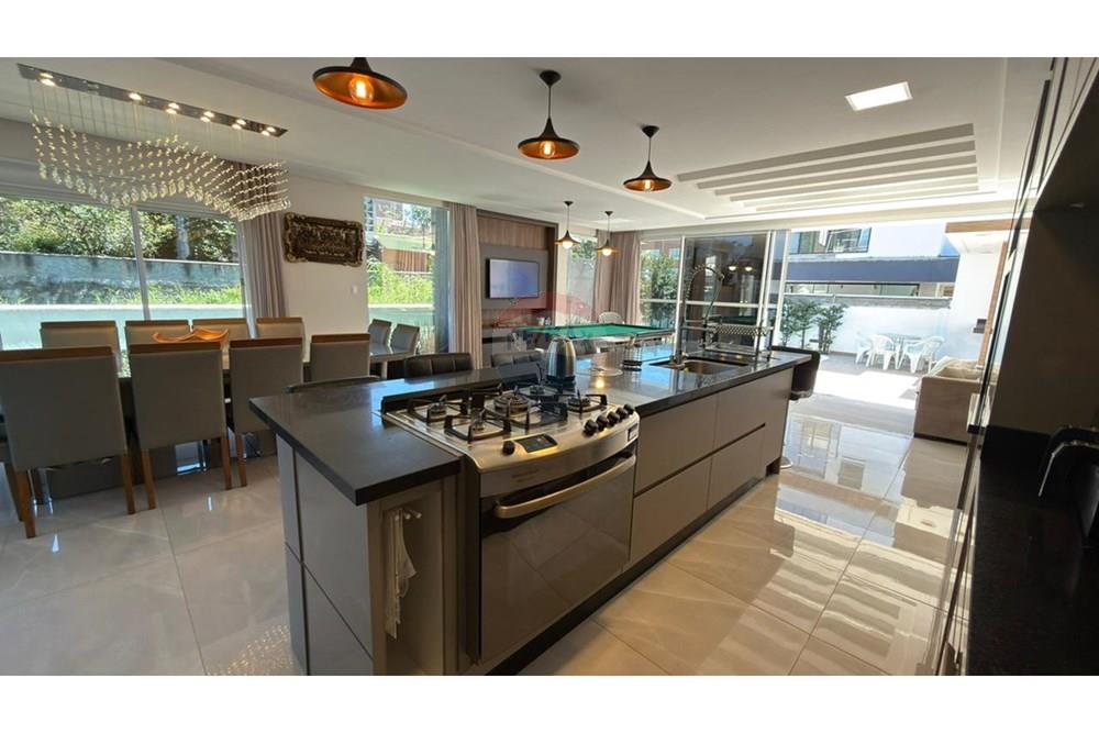 Casa - Venda - Governador Celso Ramos , Santa Catarina - WhatsApp Image 2026-02-11 at 11.22.58 (1).jpeg - 590131030-7