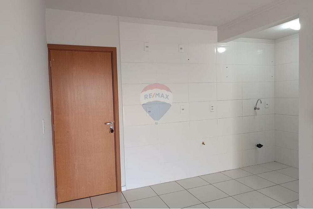 Apartamento à venda com 2 quartos, 50m² - Foto 32