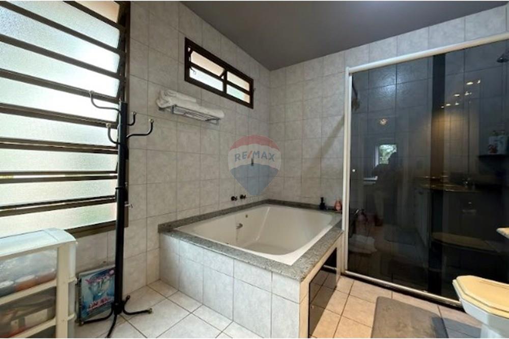 Casa - Venda - Joinville , Santa Catarina - a5452435-8e44-4b62-acf5-6d1f02c19ab6.jpeg - 590501001-142