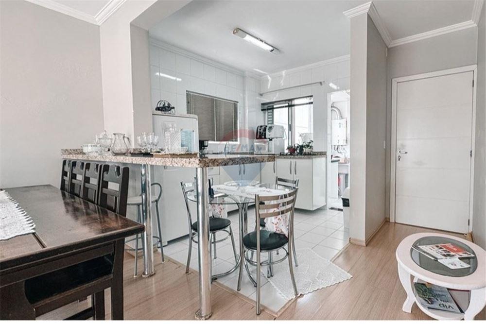 Apartamento à venda com 2 quartos, 72m² - Foto 6