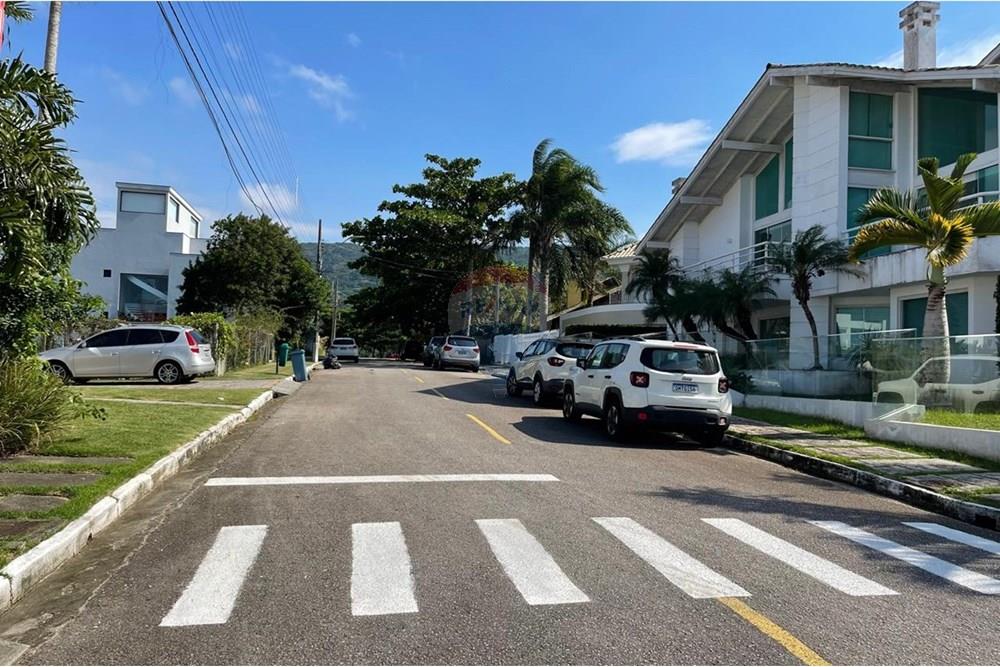 Casa - Venda - Florianópolis , Santa Catarina - WhatsApp Image 2025-11-25 at 13.43.10 (2).jpeg - 590511004-37