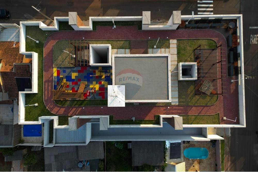 Apartamento à venda com 2 quartos, 74m² - Foto 2