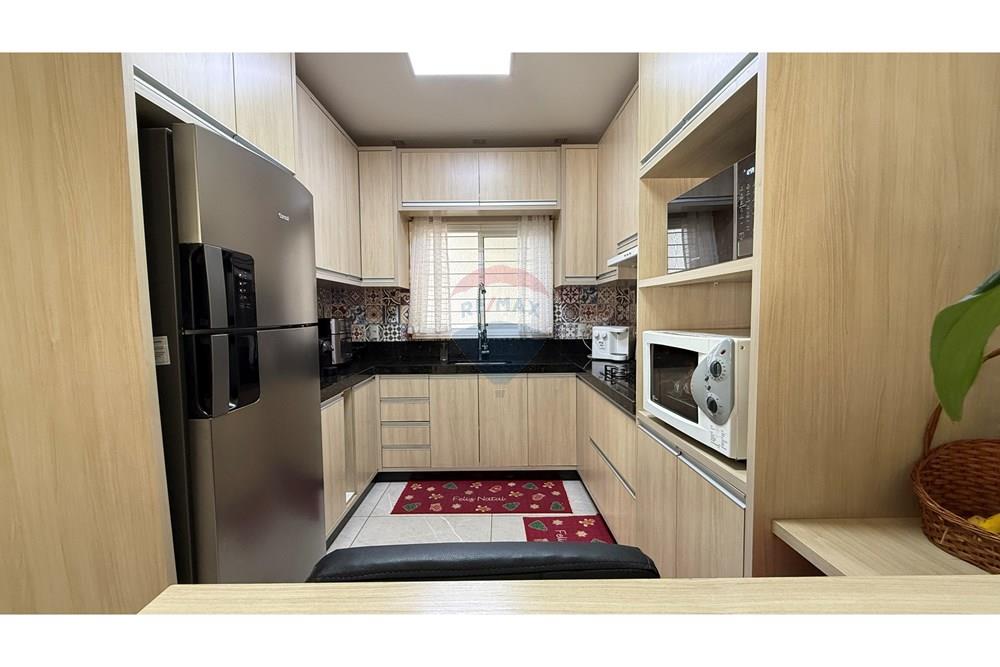 Casa à venda com 3 quartos, 278m² - Foto 5