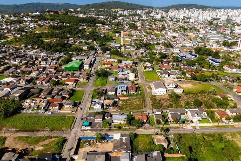 Terreno - Venda - Criciúma , Santa Catarina - DJI_20251119160518_0008_D.jpg - 590311031-21