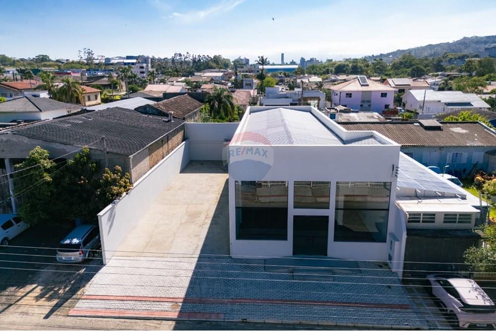 Casa - Alugar - Criciúma , Santa Catarina - WhatsApp Image 2025-10-29 at 07.56.38.jpeg - Fachada - 590311013-157