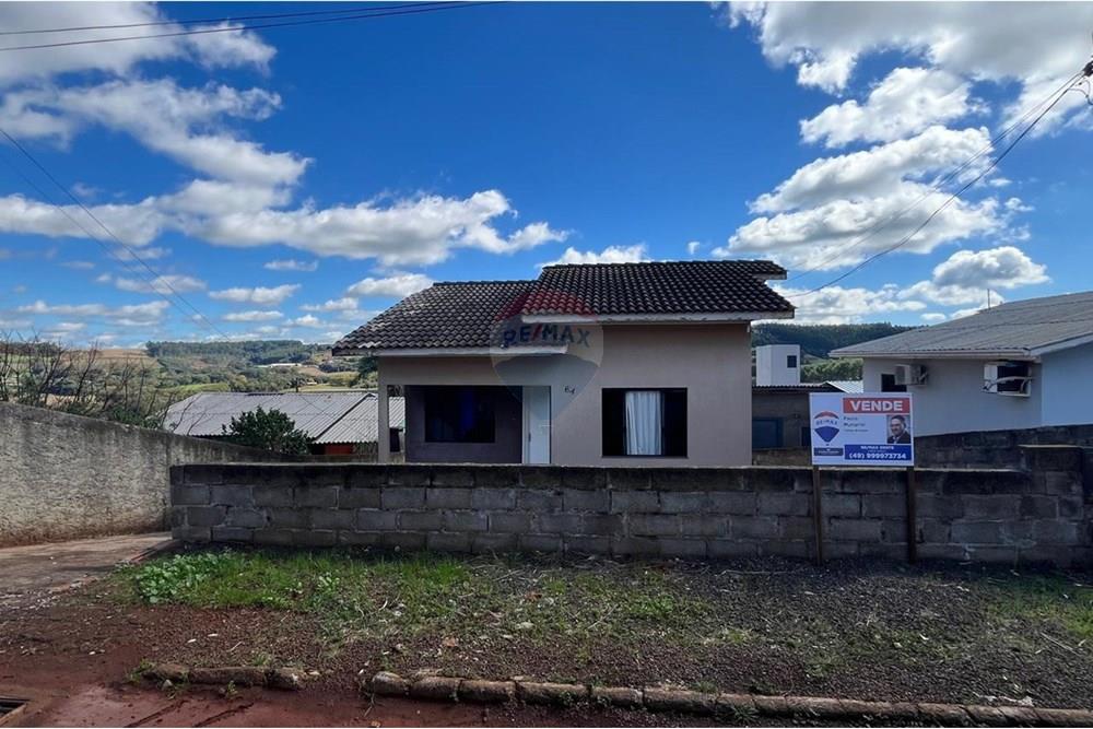 Casa à venda com 2 quartos, 49m² - Foto 1