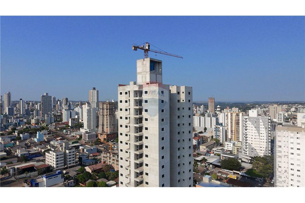Apartamento à venda com 2 quartos, 67m² - Foto 18