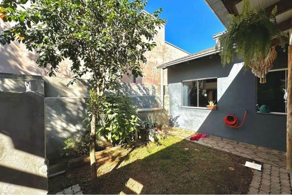 Casa à venda com 2 quartos, 68m² - Foto 4