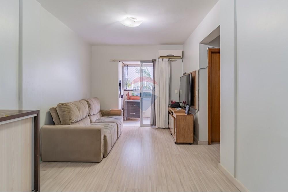 Apartamento à venda com 2 quartos, 65m² - Foto 16