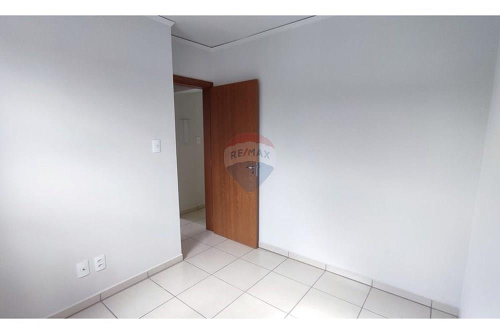 Apartamento à venda com 2 quartos, 47m² - Foto 3